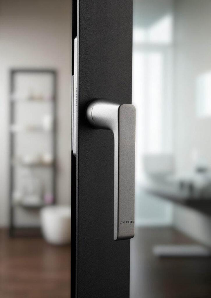 Cửa Mở Êm, Đóng Chắc – Bí Mật Nằm Ở Phụ Kiện