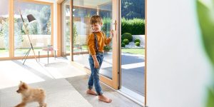 Phụ Kiện Cửa Quyết Định Độ Bền Của Cả Bộ Cửa Nhôm